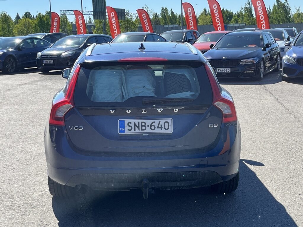 Volvo - V60 - D3 Ocean Race aut S/S // Vetokoukku / Vakkari / KeyLess / Nahkaverhoilu / P. tutka / High Performance -äänentoisto // Volvo - V60 - D3 Ocean Race aut S/S // Vetokoukku / Vakkari / KeyLess / Nahkaverhoilu / P. tutka / High Performance -äänentoisto // - Farmari