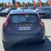 Volvo - V60 - D3 Ocean Race aut S/S // Vetokoukku / Vakkari / KeyLess / Nahkaverhoilu / P. tutka / High Performance -äänentoisto // - Farmari
