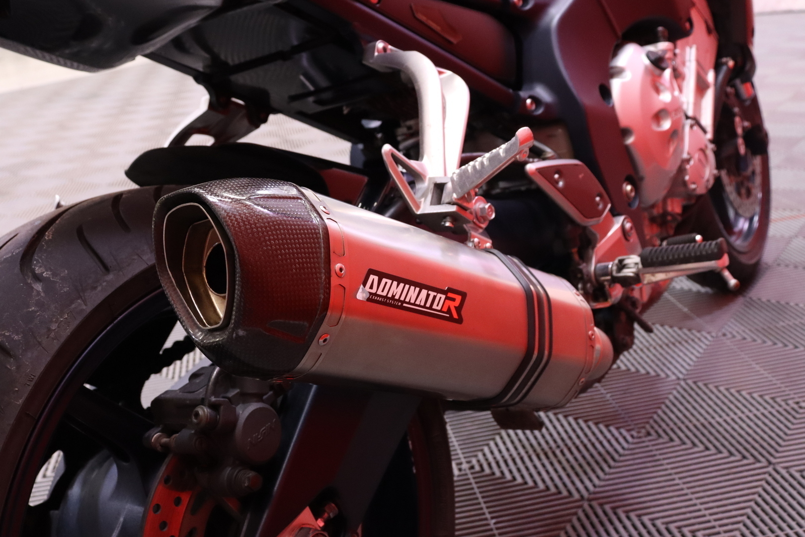 Yamaha - FZ1-S - // Ruisku! / Dominator Slipari / Tangonpääpeilit / Huoltokirja // - Moottoripyörä