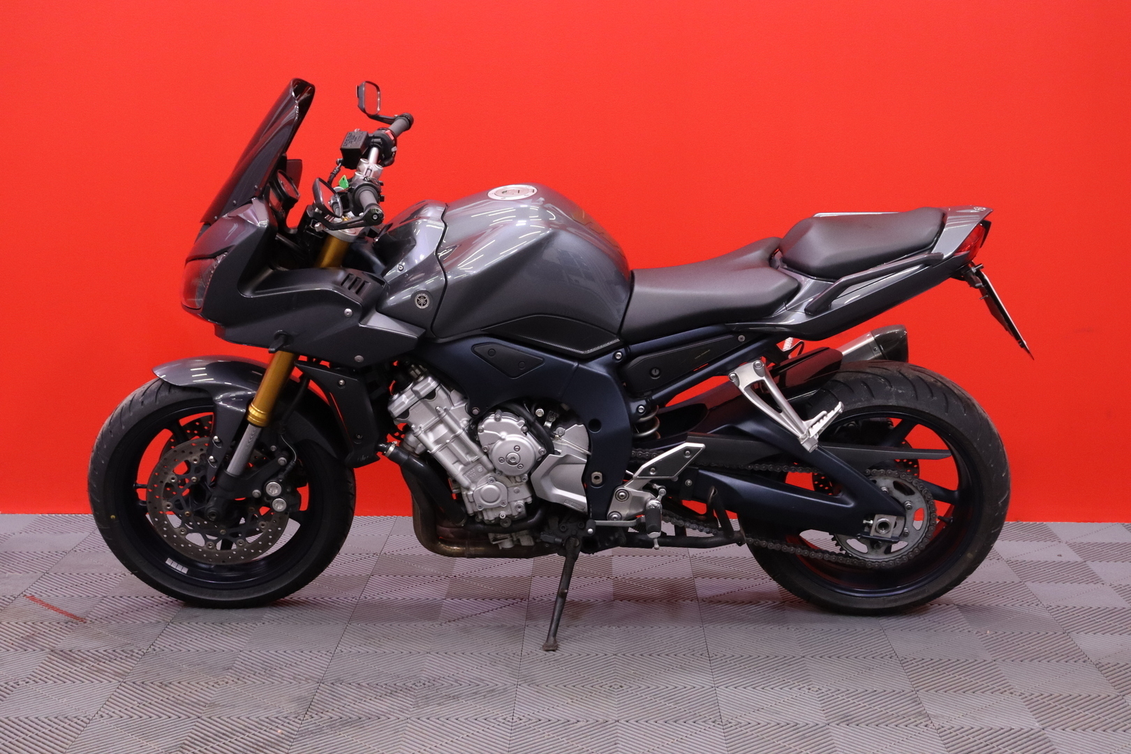 Yamaha - FZ1-S - // Ruisku! / Dominator Slipari / Tangonpääpeilit / Huoltokirja // - Moottoripyörä