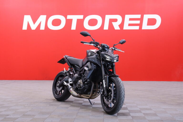 Yamaha - MT-09 - // Suomi-pyörä / Akrapovic kokoputkisto / Shifter / TCS / ABS // - Moottoripyörä