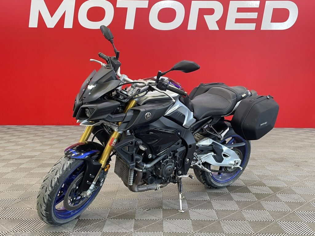 Yamaha - MT-10 - SP // Suomi-pyörä / Öhlins / Laukut // - Moottoripyörä