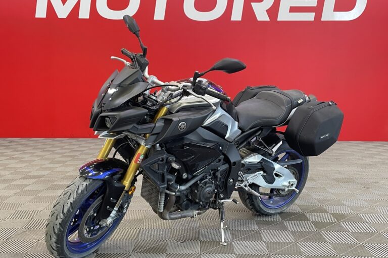 Yamaha - MT-10 - SP // Suomi-pyörä / Öhlins / Laukut // - Moottoripyörä