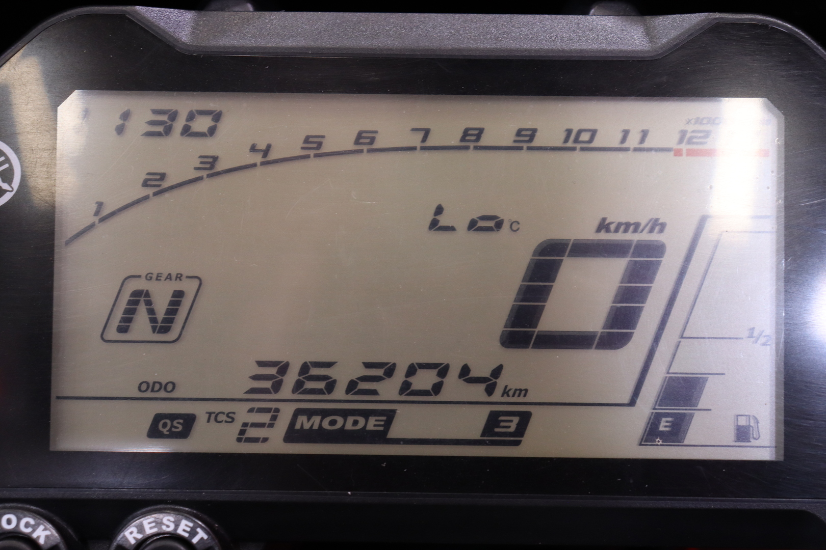 Yamaha - MT-10 - // Ajomodet / Shifter / TCS / ABS / Vakkari / Huoltokirja // - Moottoripyörä