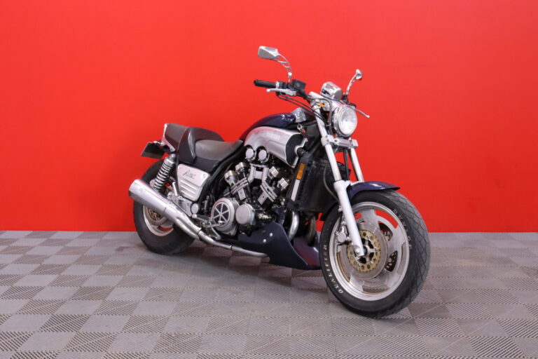 Yamaha - VMX - 1200 // Myydään huutokaupat.com // - Moottoripyörä