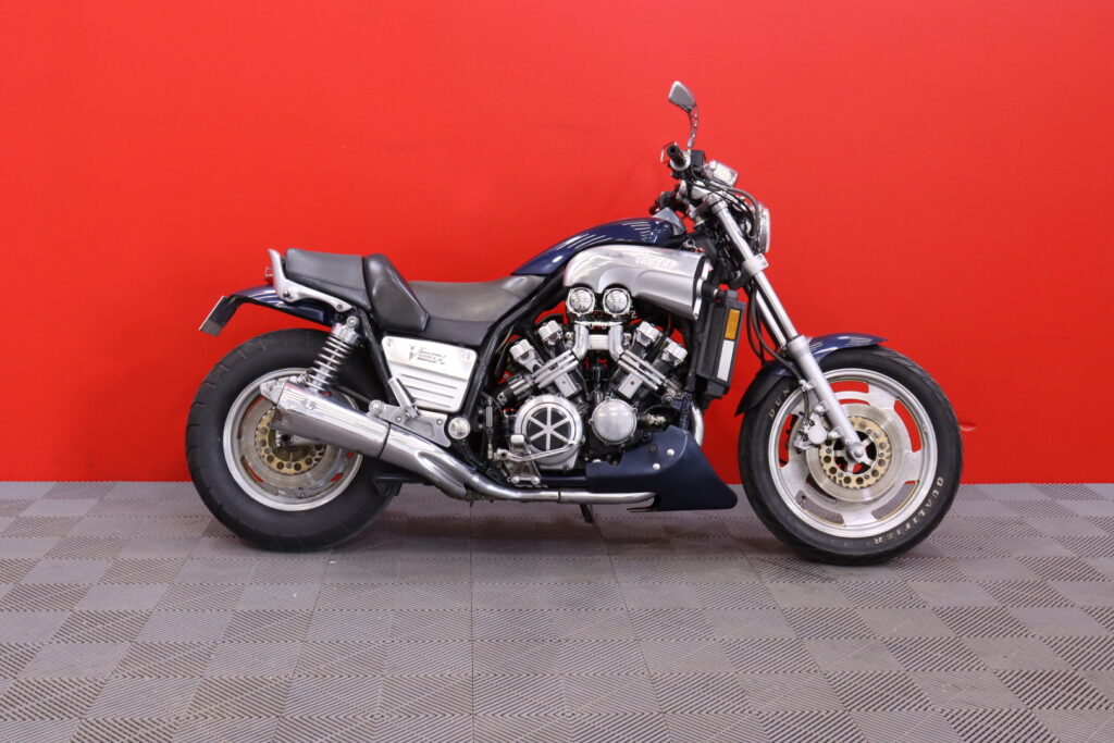 Yamaha - VMX - 1200 // Myydään huutokaupat.com // Yamaha - VMX - 1200 // Myydään huutokaupat.com // - Moottoripyörä
