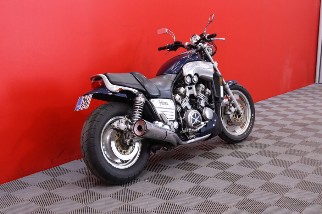 Yamaha - VMX - 1200 // Myydään huutokaupat.com // Yamaha - VMX - 1200 // Myydään huutokaupat.com // - Moottoripyörä