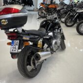 Yamaha - XJR - 1300 // Suomi pyörä / Öhlins / Laukku // - Moottoripyörä