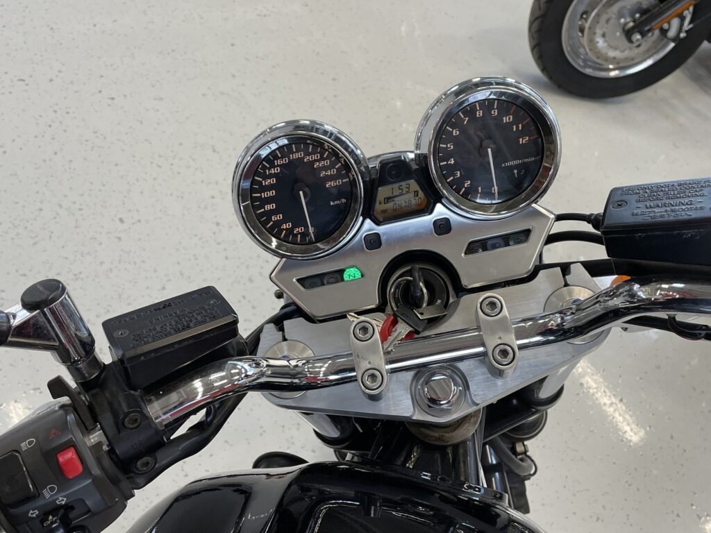 Yamaha - XJR - 1300 // Suomi pyörä / Öhlins / Laukku // Yamaha - XJR - 1300 // Suomi pyörä / Öhlins / Laukku // - Moottoripyörä