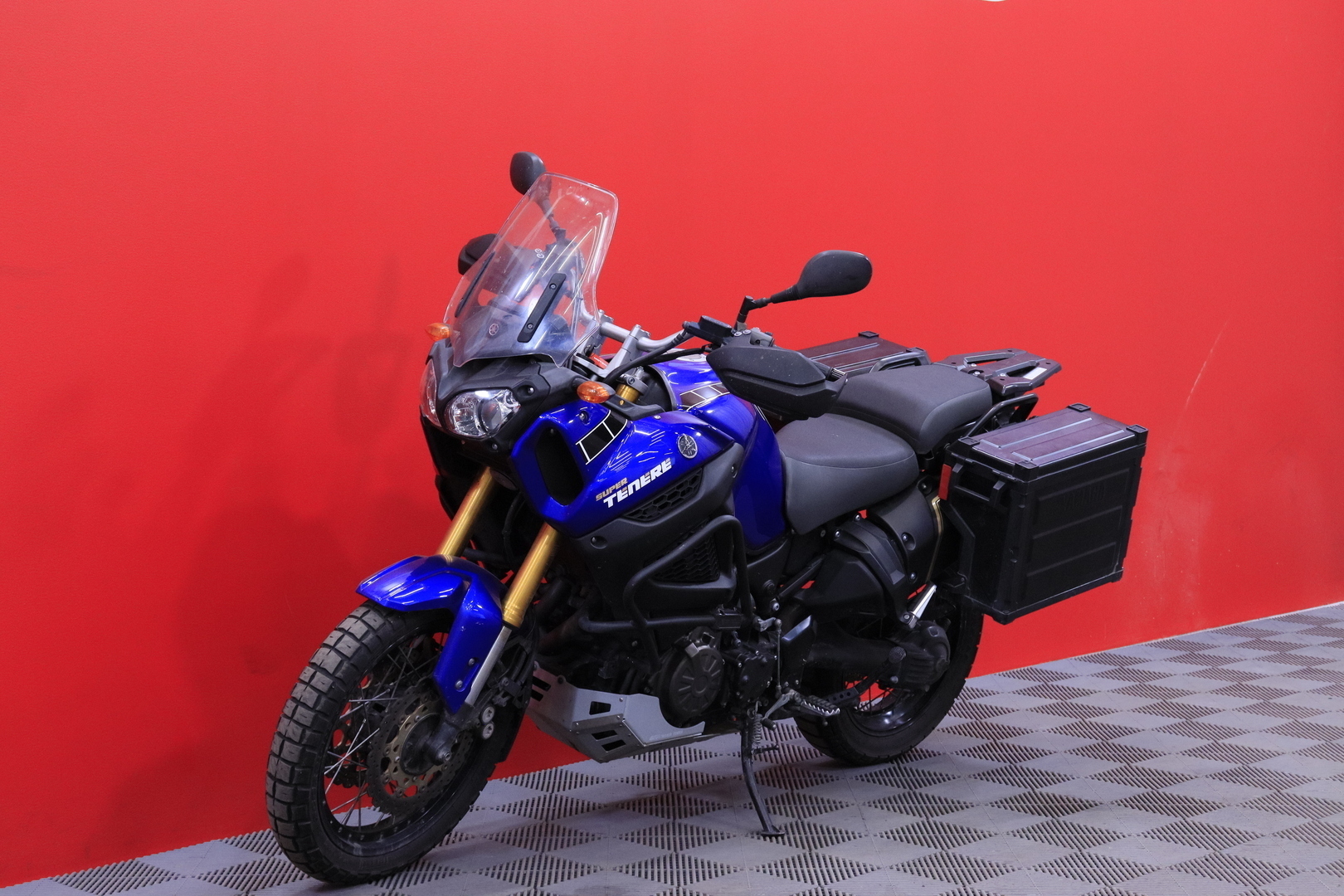 Yamaha - XT - 1200 // Suomi-pyörä / ABS / TCS / Ajomodet / Poskiraudat / 2x laukut // - Moottoripyörä