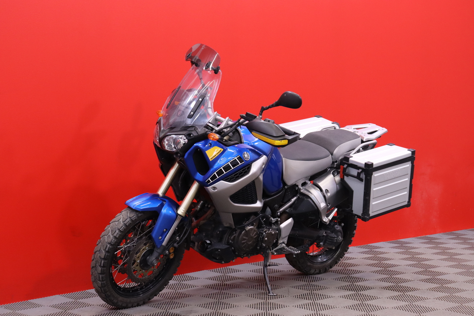 Yamaha - XT - 1200 // Suomi-pyörä / ABS / TCS / Ajomodet / 2x laukut // - Moottoripyörä