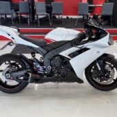 Yamaha - YZF-R1 - // Juuri saapunut! / Suomi-Pyörä / Slipari // - Moottoripyörä