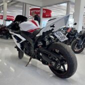 Yamaha - YZF-R1 - // Juuri saapunut! / Suomi-Pyörä / Slipari // - Moottoripyörä