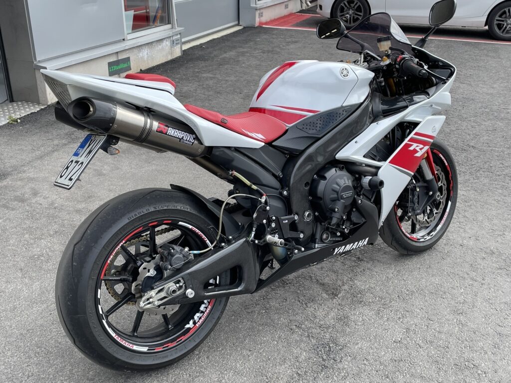 Yamaha - YZF-R1 - // Öhlins / Shifter / Akrapovic / Takovanteet // Yamaha - YZF-R1 - // Öhlins / Shifter / Akrapovic / Takovanteet // - Moottoripyörä