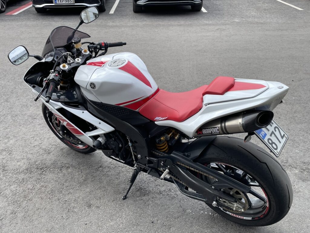 Yamaha - YZF-R1 - // Öhlins / Shifter / Akrapovic / Takovanteet // Yamaha - YZF-R1 - // Öhlins / Shifter / Akrapovic / Takovanteet // - Moottoripyörä