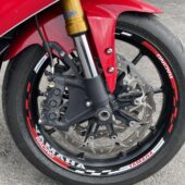 Yamaha - YZF-R1 - // Öhlins / Shifter / Akrapovic / Takovanteet // - Moottoripyörä