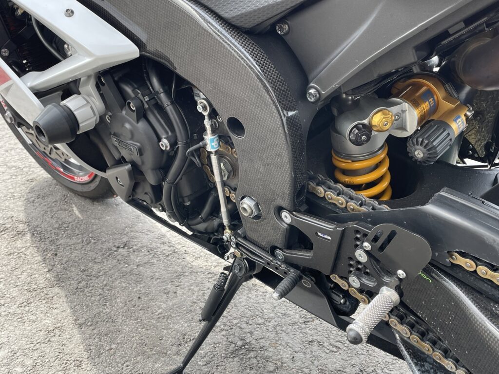 Yamaha - YZF-R1 - // Öhlins / Shifter / Akrapovic / Takovanteet // Yamaha - YZF-R1 - // Öhlins / Shifter / Akrapovic / Takovanteet // - Moottoripyörä