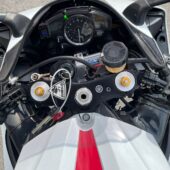 Yamaha - YZF-R1 - // Öhlins / Shifter / Akrapovic / Takovanteet // - Moottoripyörä