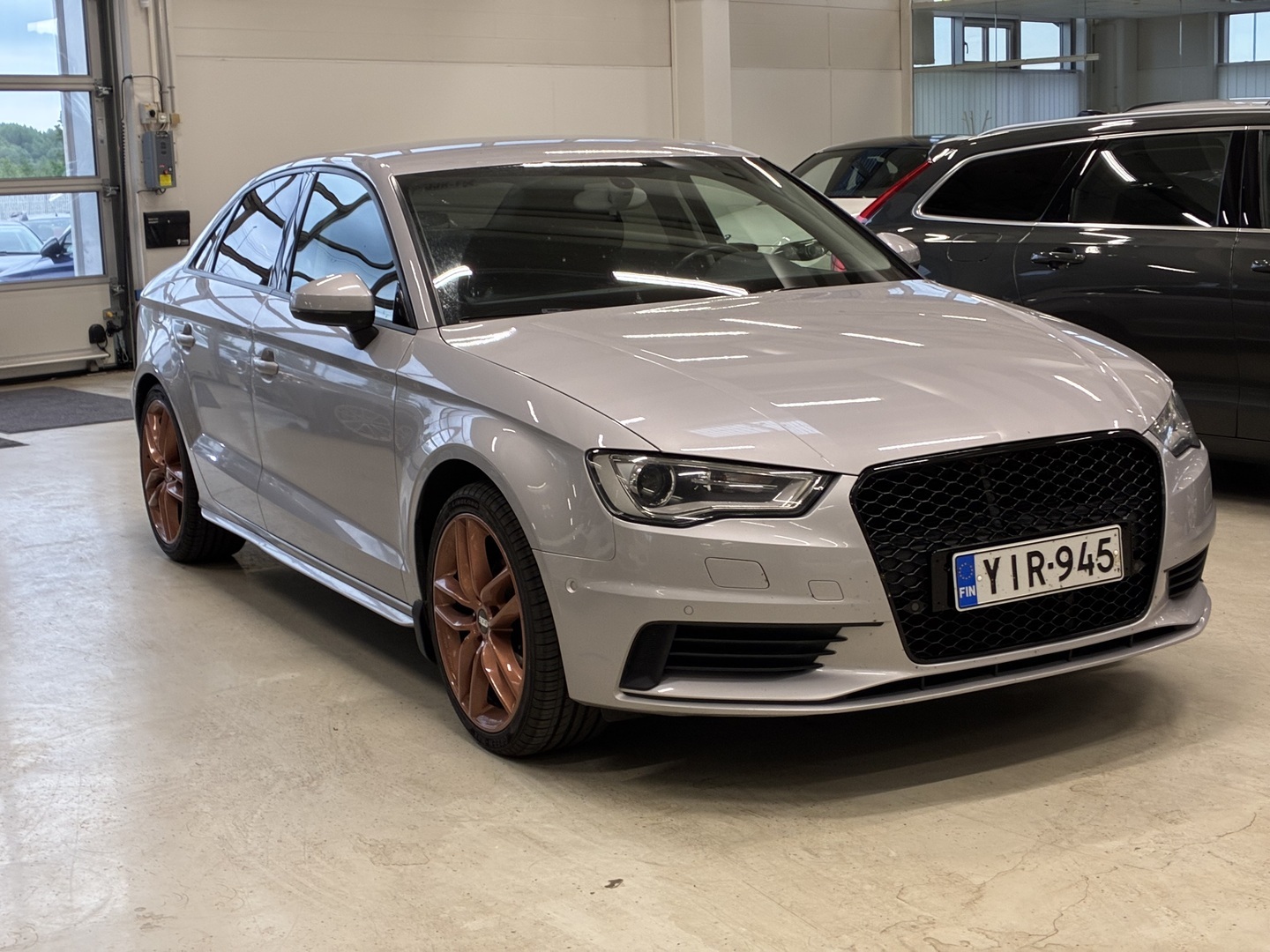 Audi - A3 - Sedan Business 1,4 TFSI COD 103 kW S tronic - Sedan