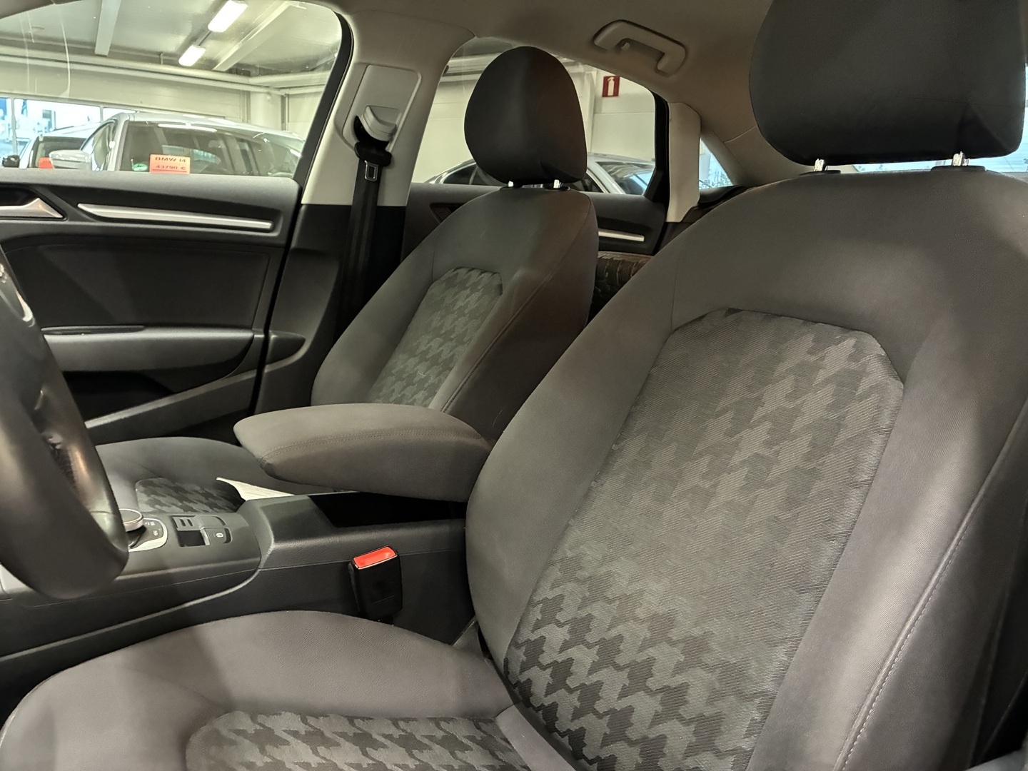Audi - A3 - Sedan Business 1,4 TFSI COD 103 kW S tronic - Sedan