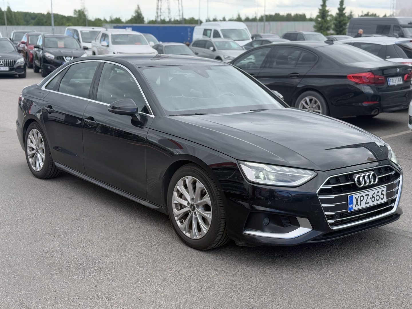 Audi - A4 - Sedan Business Advanced 40 TFSI 150 kW MHEV S tronic - Sedan