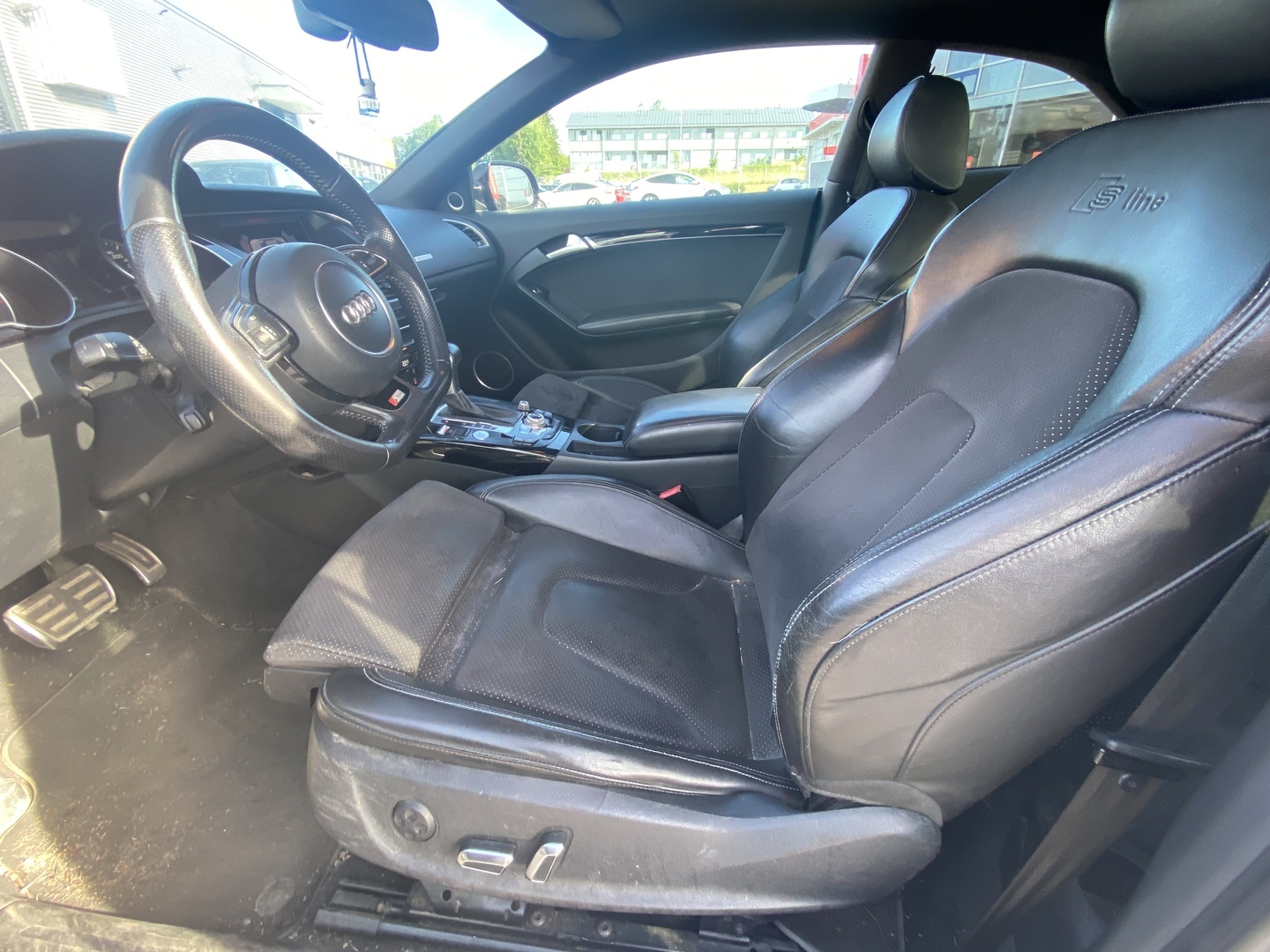 Audi - A5 - Coupé 3,0 V6 TDI DPF 180 kW quattro S tronic S-LINE // Webasto / B&O hifit / Panorama / Sähköpenkit yms.// - Coupe