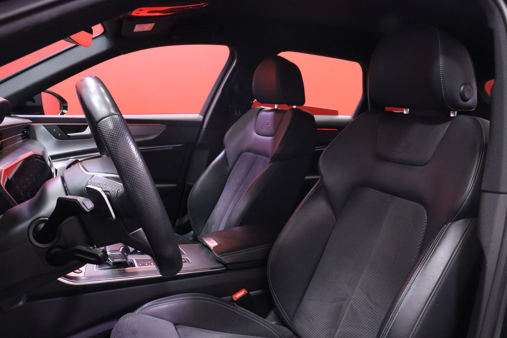 Audi - A6 - Avant Business Sport 55 TFSI e quattro S tronic // S-line / ACC / Navi / Matrix / Vetokoukku / Pre Sense // - Farmari