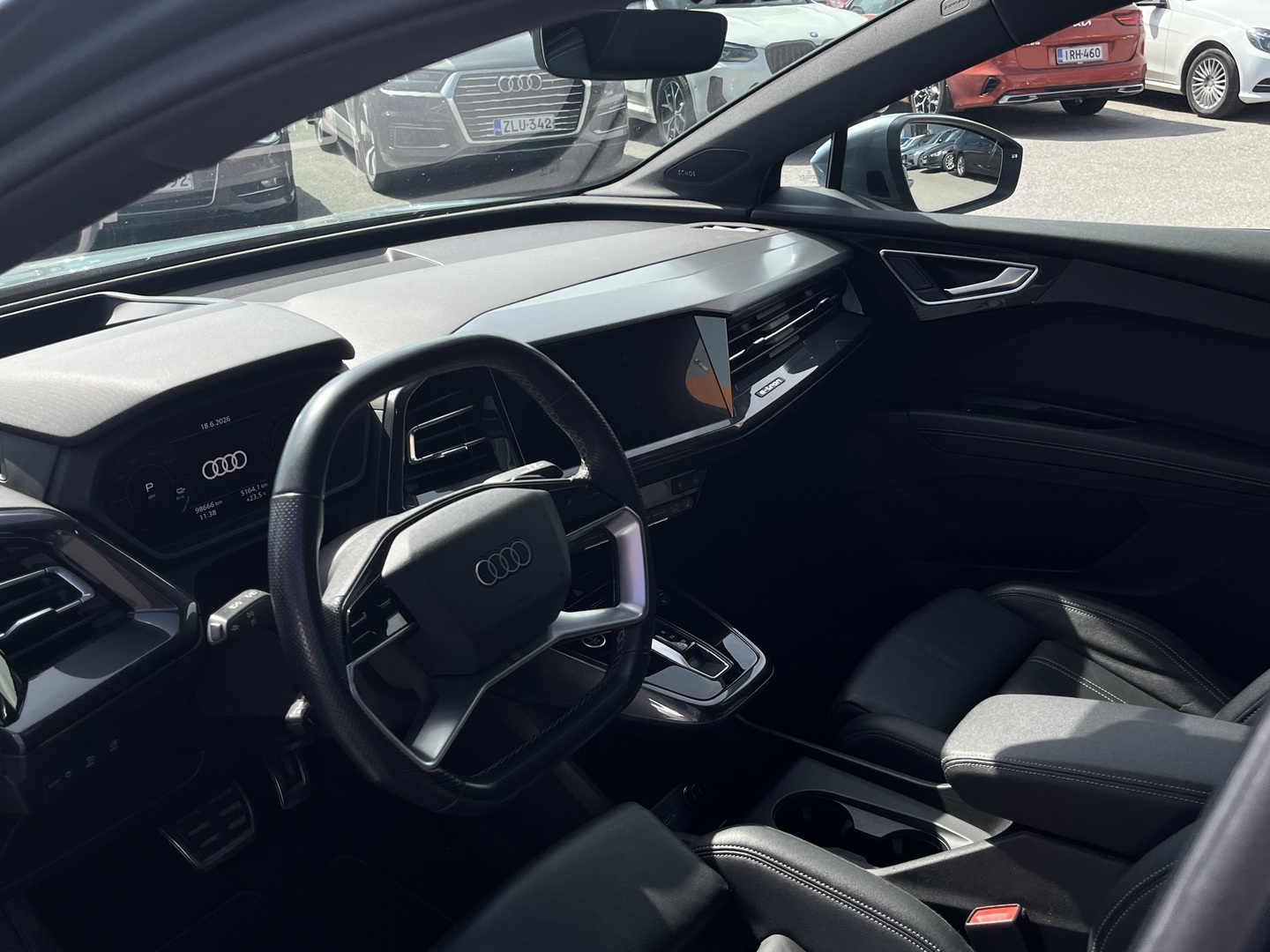 Audi - Q4 e-tron - 50 e-tron quattro - Maastoauto