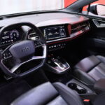 Audi - Q4 e-tron - 50 e-tron quattro S-Line // Huippuvarusteet! / Matrix / Ambient / Muistipenkki / HUD / Sonos-äänentoisto // - Maastoauto