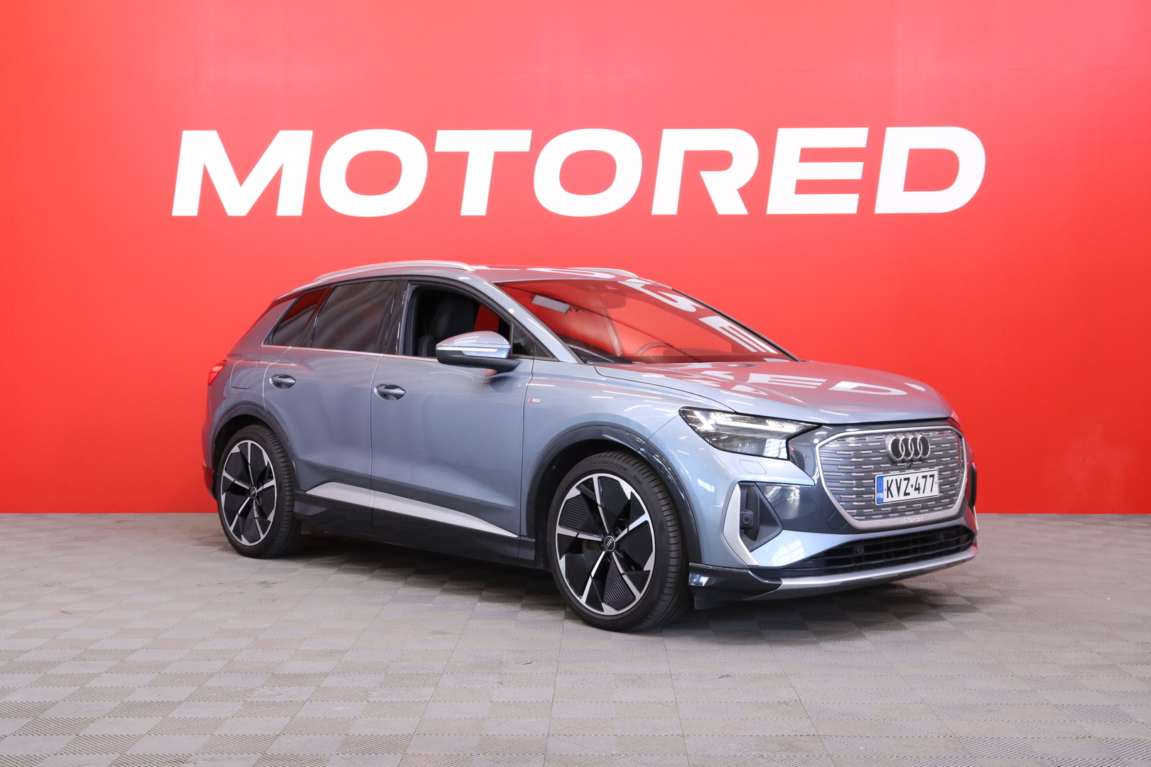 Audi - Q4 e-tron - 50 e-tron quattro S-Line // Huippuvarusteet! / Matrix / Ambient / Muistipenkki / HUD / Sonos-äänentoisto // - Maastoauto