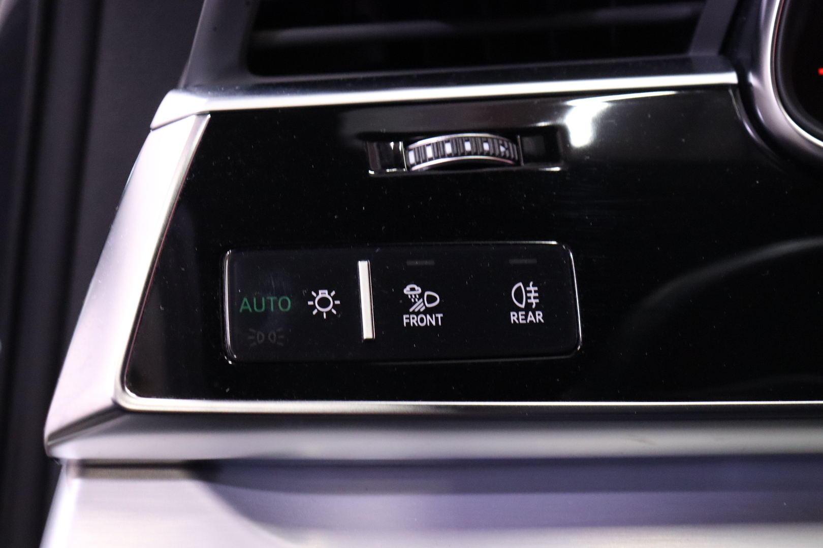 Audi - Q7 - Business S line 60 TFSI e quattro tiptronic // HD Matrix / Ilma-alusta / B&O / Koukku / Digimittaristo - Maastoauto
