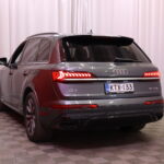 Audi - Q7 - Business S line 60 TFSI e quattro tiptronic // HD Matrix / Ilma-alusta / B&O / Koukku / Digimittaristo - Maastoauto