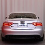 Audi - S5 - Coupé 4,2 V8 quattro // Suomi-auto / Bi-Xenon / Muistipenkki / Nahka-alcantara / BC Racing / Vakkari / Bluetooth / Navi // - Coupe
