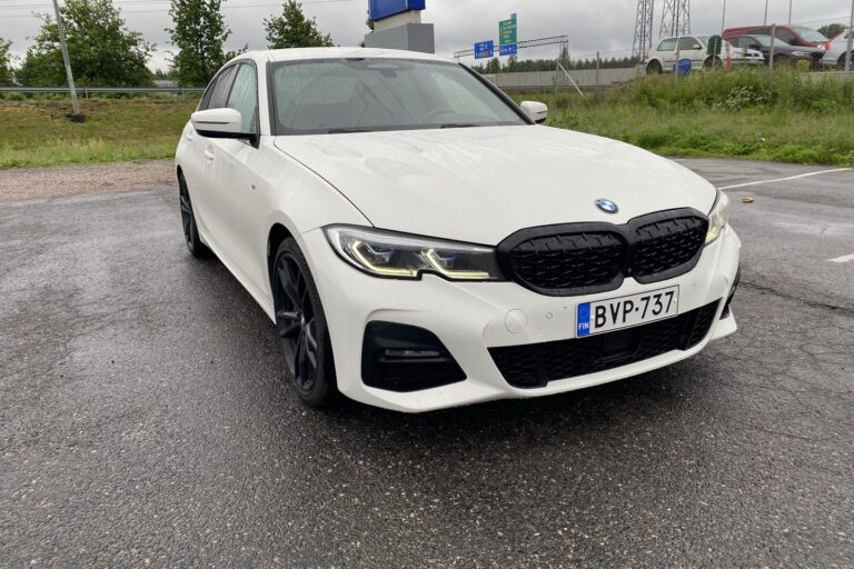 BMW 320