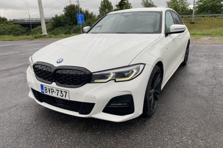 BMW - 320 - G20 Sedan 320d A xDrive Business M Sport // Gesture / M Sport / Laser / Harman & Kardon / HUD / Lisälämmitin // - Sedan