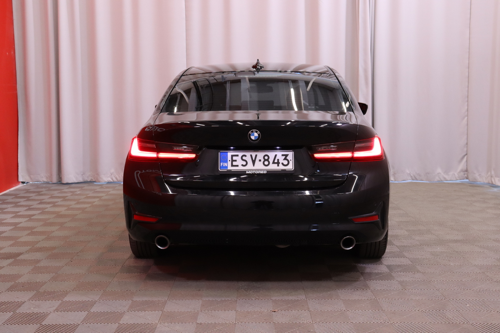 BMW - 320 - G20 Sedan 320d A Business MHEV // Suomi-auto / Webasto / Koukku / Sporttipenkit / Lämmitettävä ratti // - Sedan