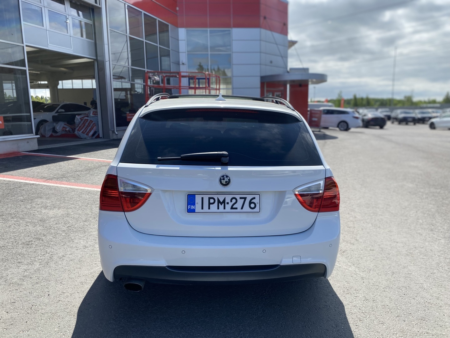 BMW - 320 - E91 Touring Business / M-Sport / Lasikatto / Nahat / Keskinäyttö / - Farmari