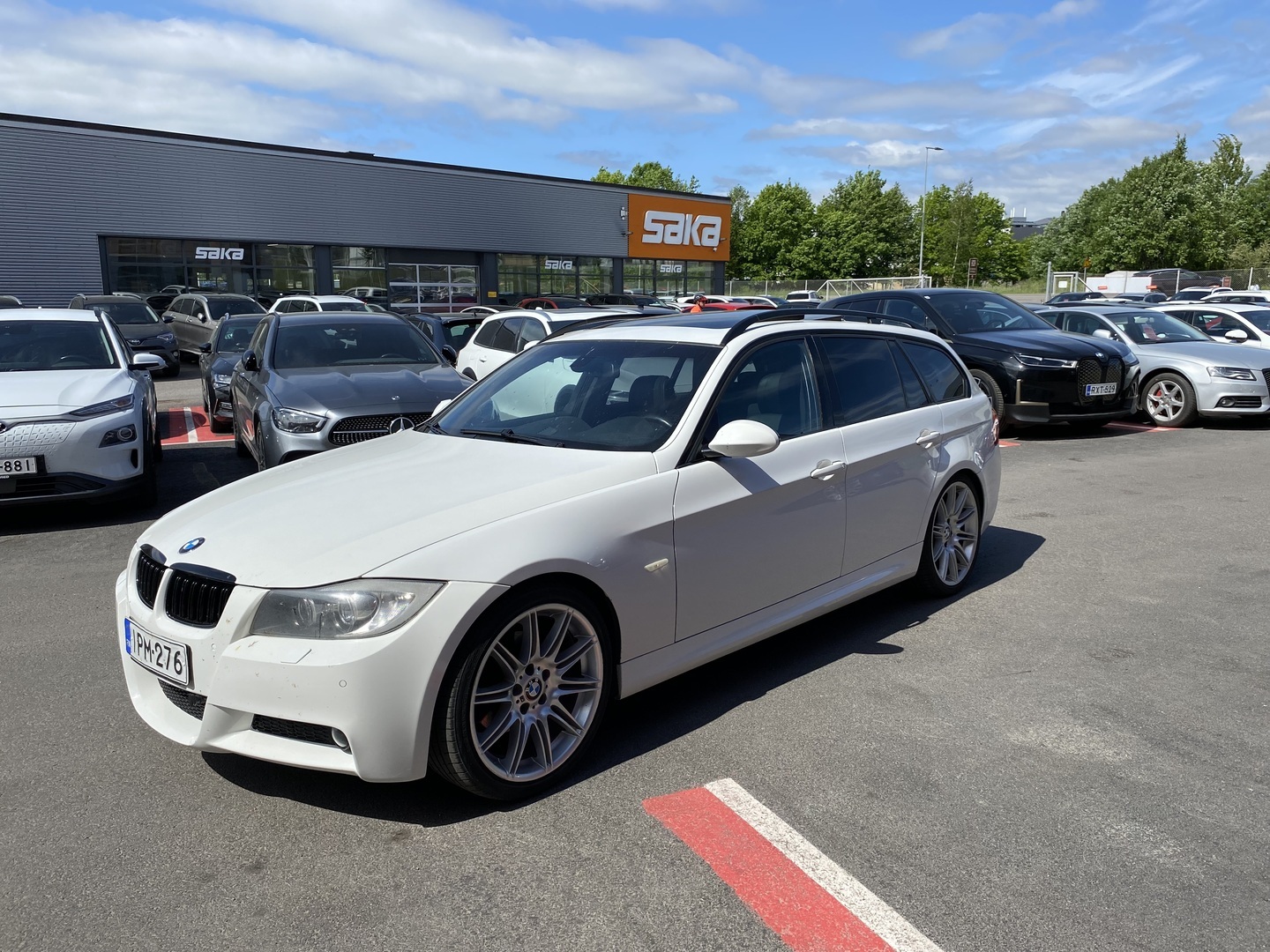 BMW - 320 - E91 Touring Business / M-Sport / Lasikatto / Nahat / Keskinäyttö / - Farmari