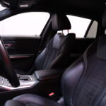 BMW - 320 - G21 Touring 320d A xDrive Business Sport MHEV M Sport // Suomi-Auto / ACC / Alcantara / Driving Assistant / Kamera // - Farmari