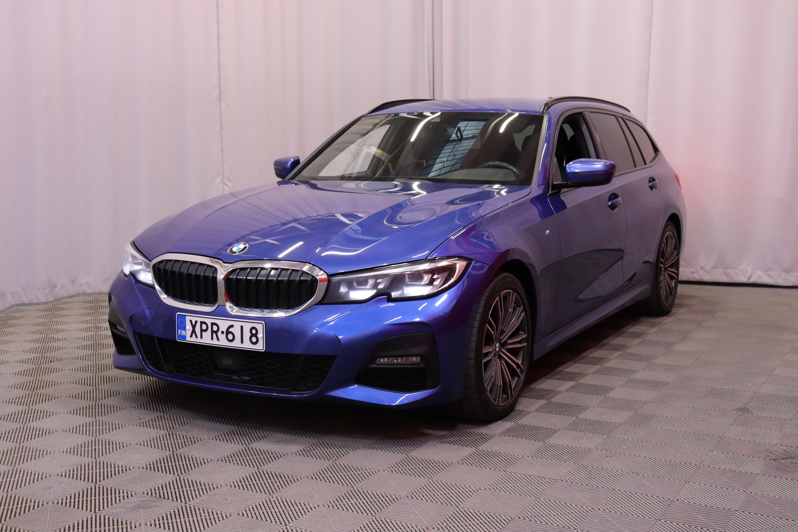 BMW - 320 - G21 Touring 320d A xDrive Business Sport MHEV M Sport // Suomi-Auto / ACC / Alcantara / Driving Assistant / Kamera // - Farmari