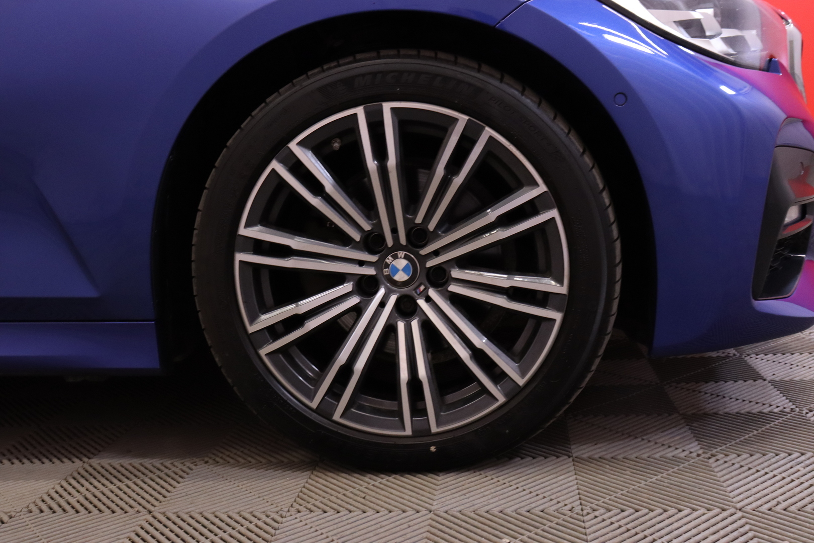 BMW - 320 - G21 Touring 320d A xDrive Business Sport MHEV M Sport // Suomi-Auto / ACC / Alcantara / Driving Assistant / Kamera // - Farmari