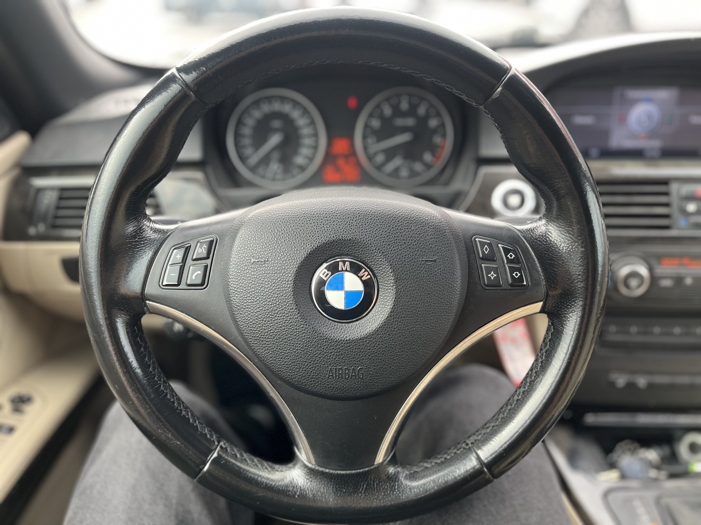 BMW - 325 - 325i A Cabriolet // Prof. navi / Nahat / Xenon / - Avoauto