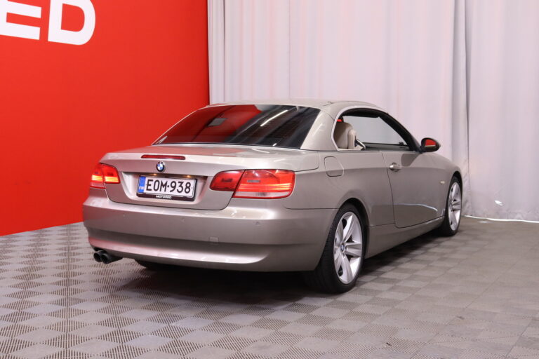 BMW 325
