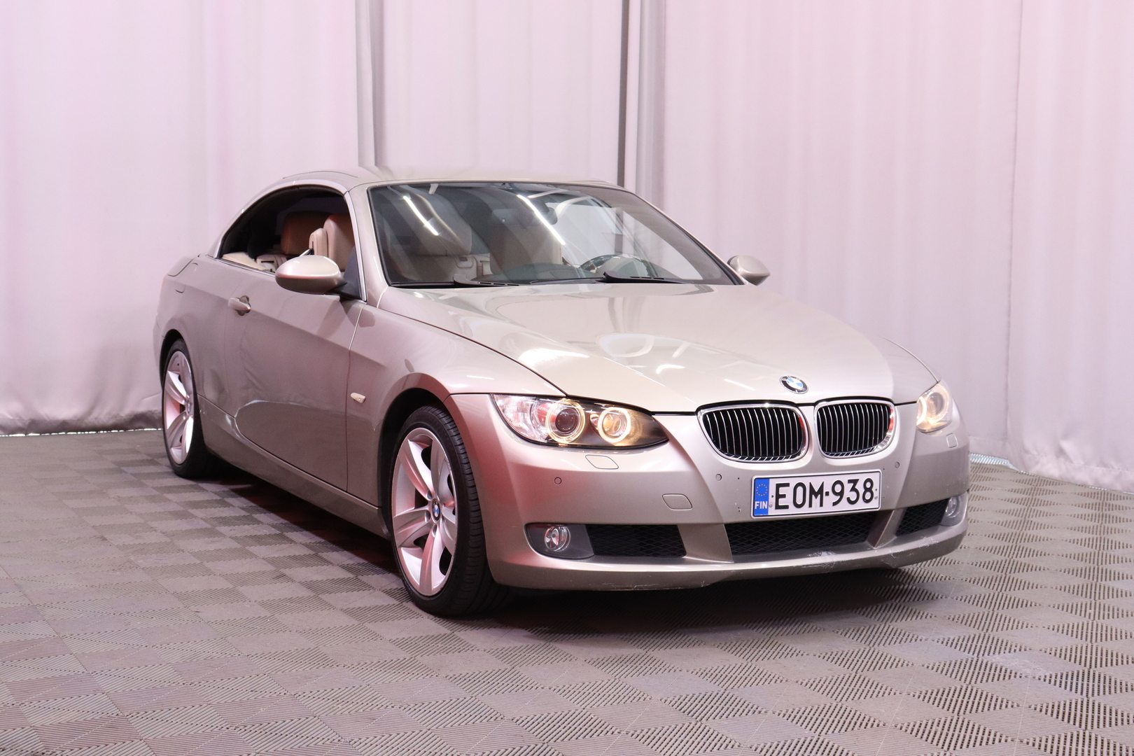 BMW - 325 - 325i A Cabriolet // Prof. navi / Nahat / Xenon / - Avoauto