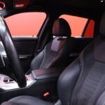 BMW - 330 - G21 LCI Touring 330e xDrive Business M Sport // ACC / Vetokoukku /  Ambient / Lisälämmitin / Kamera // - Farmari