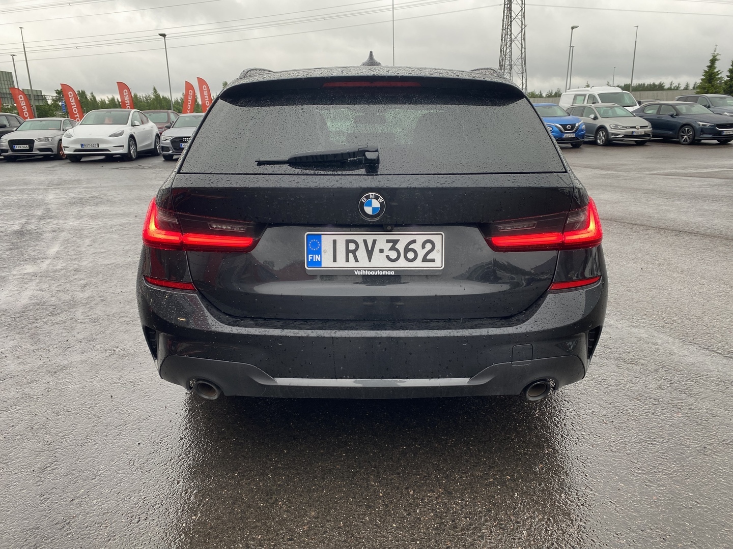 BMW - 330 - G21 Touring 330e xDrive A Charged Edition M Sport // Laser / HUD / ACC / Harman // - Farmari