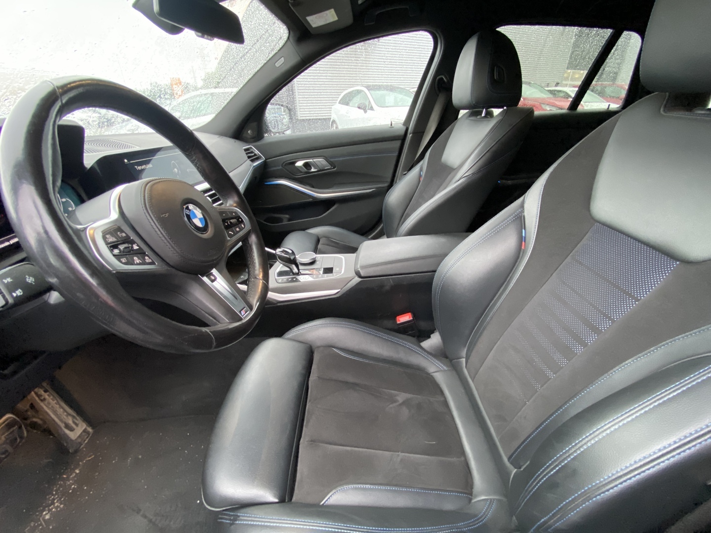 BMW - 330 - G21 Touring 330e xDrive A Charged Edition M Sport // Laser / HUD / ACC / Harman // - Farmari