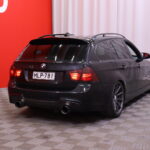 BMW - 330 - 330d Farmari (AC) 4ov 2993cm3 A - Farmari