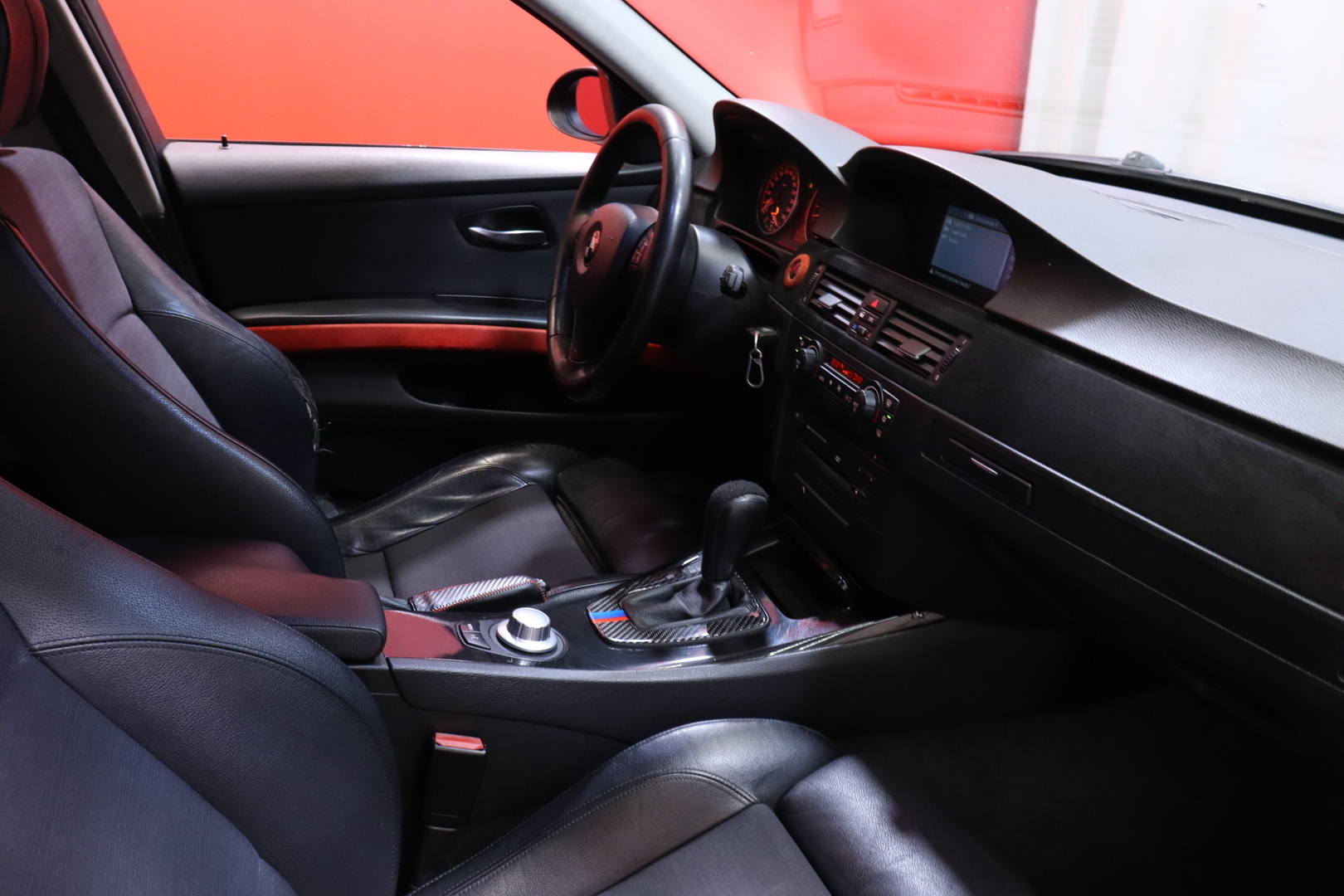 BMW - 330 - 330d Farmari (AC) 4ov 2993cm3 A - Farmari