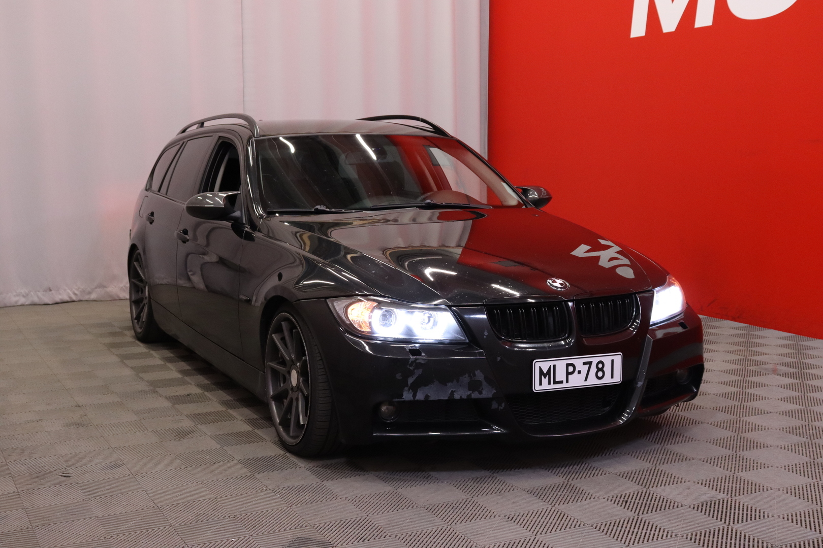 BMW - 330 - 330d Farmari (AC) 4ov 2993cm3 A - Farmari